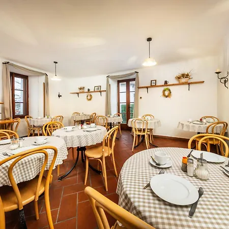 Hotel Garni Mysi Dira