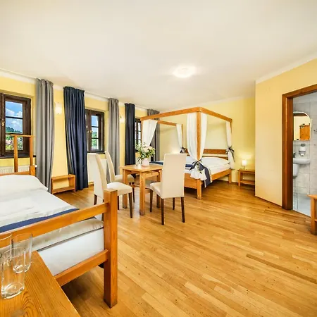 Garni Mysi Dira Hotell Český Krumlov