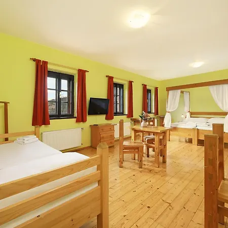 Garni Myší Díra Hotel 3*
